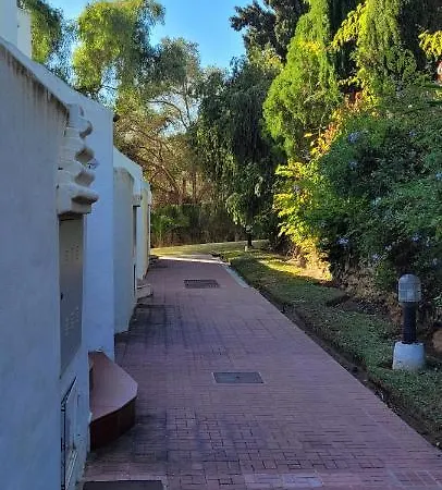 Lovely Two Bedroom Calahonda - 475 Meter From The Apartment Sitio de Calahonda