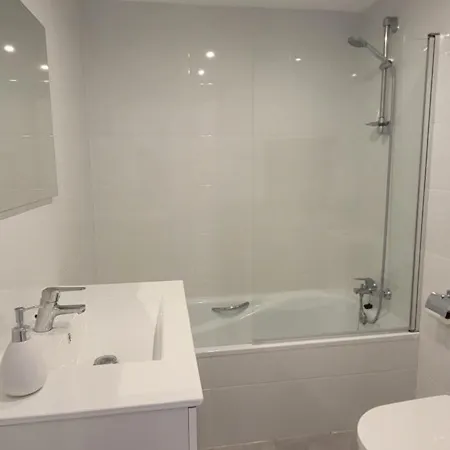 Lovely Two Bedroom Calahonda - 475 Meter From The *