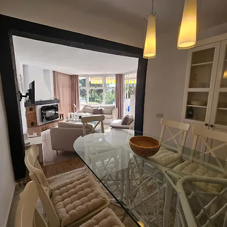 Lovely Two Bedroom Calahonda - 475 Meter From The *